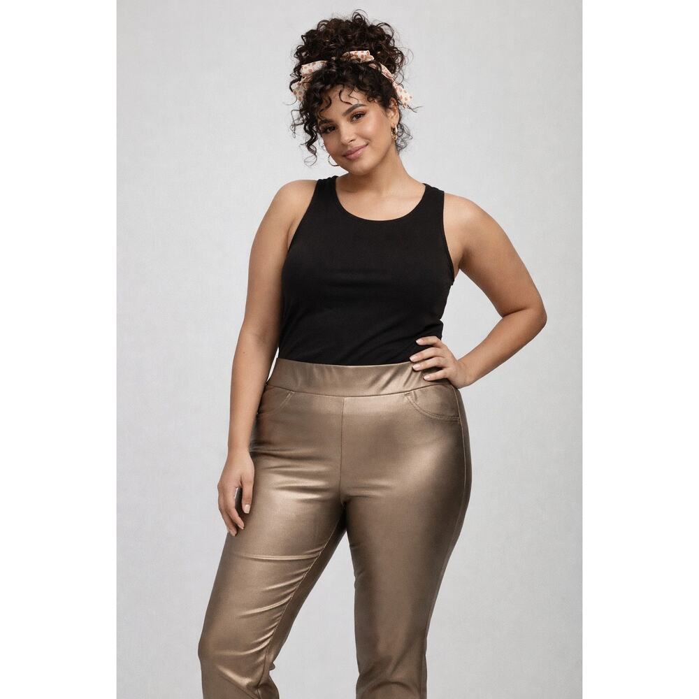 Torrid Metallic Champagne Pull on Faux Leather Vegan Skinny Pants Women's 0‎